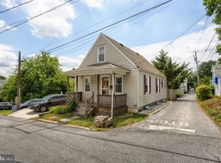 221 S 30th St, Harrisburg, PA 17103