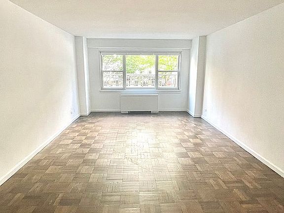 2nd image of 101 W 12th St APT 2P