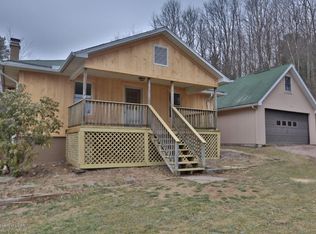 469 Orange Rd, Dallas, PA 18612