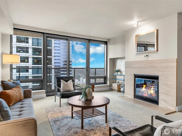 650 Bellevue Way NE #2103, Bellevue, WA 98004