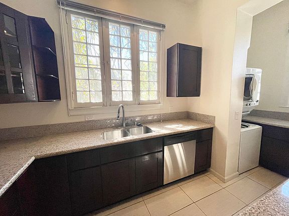 5th image of 55 Arlington Dr APT 6