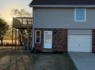 27967 Southpointe Dr #A, Millbury, OH 43447