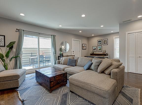 3rd image of 2458 N Linden Pl APT 1R