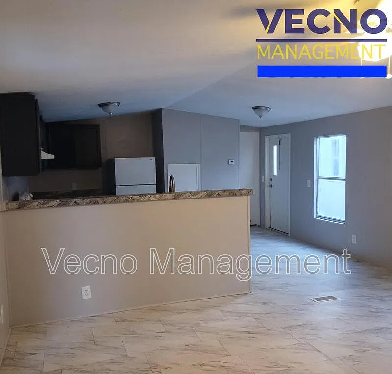3 bed, 2.0 bath, 960 sqft, $1,150 — Photo 2