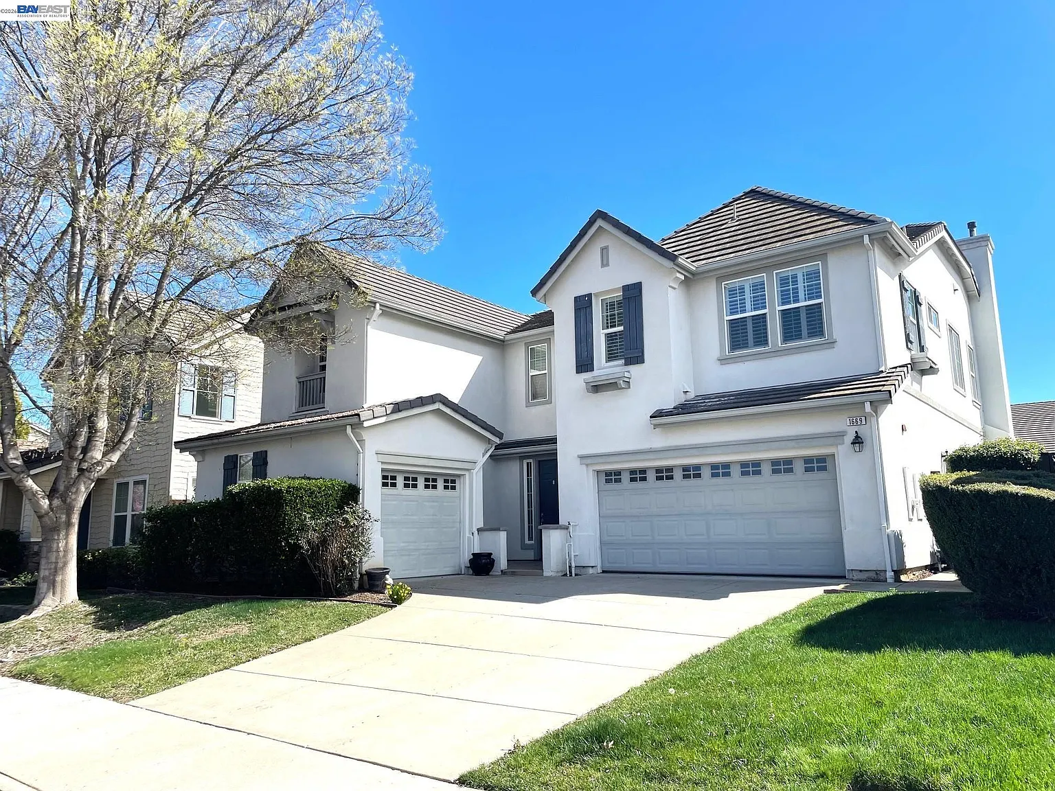 1669 Marina Way photo 1