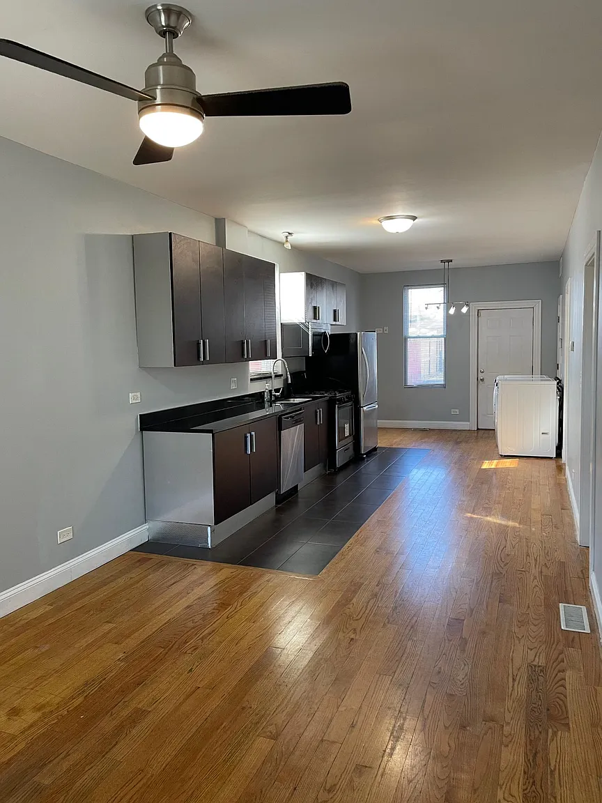 2206 N Menard Ave #1 photo 1
