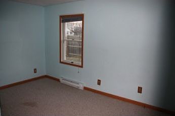 3rd image of 249 N 3rd Ave
