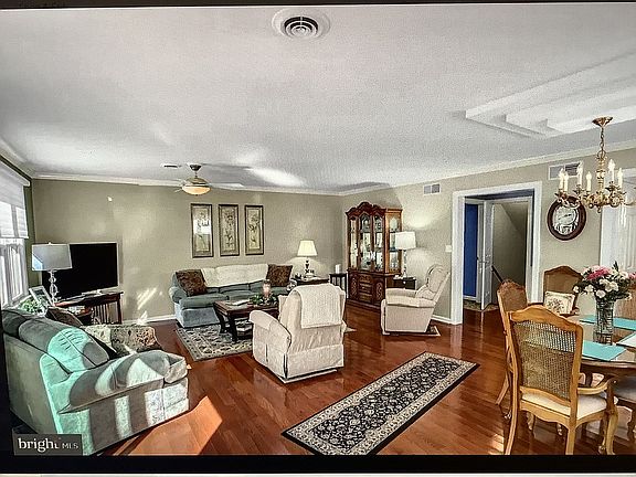 New hardwood floor 2021