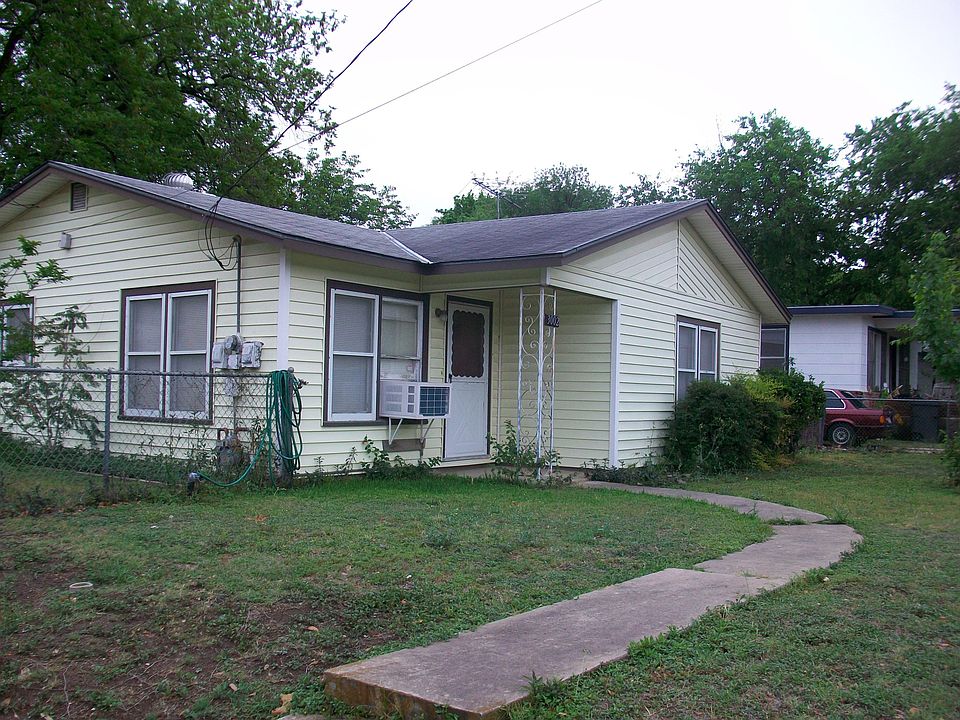 1st image of 3002 Tucker Dr