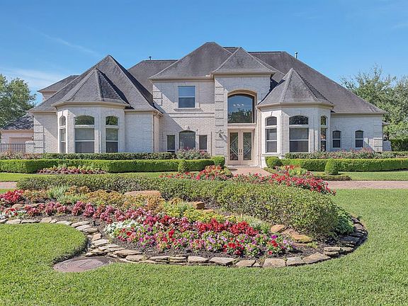 4th image of 2606 Silverhorn Dr