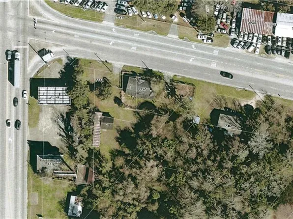 7767 Old Shell Rd, Mobile, AL 36608