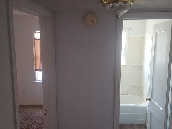 5th image of 2729 Hilltop Dr