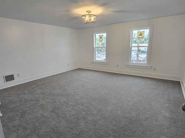 525 Grant Ave — Photo 21