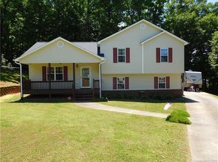 112 Surrey Dr #21, Morganton, NC 28655