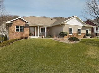 2205 Quarry Ln, Onalaska, WI 54650