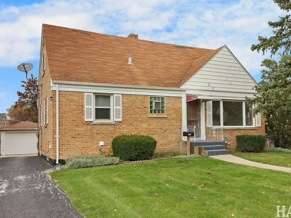 2232 Harrison St, Glenview, IL 60025