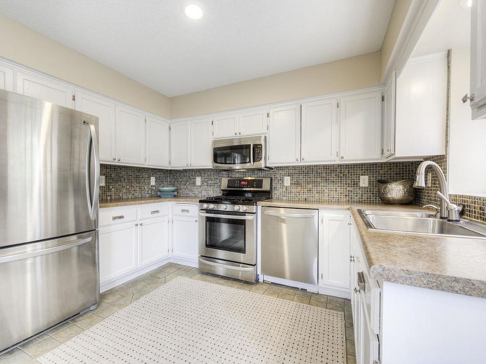 1st image of 4476 Bay Ln
