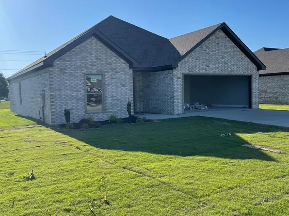 4594 Plymouth St, Jonesboro, AR 72405