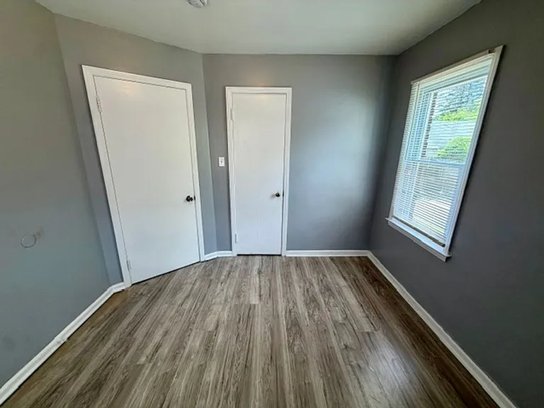 10629 Nottingham Rd — Photo 3