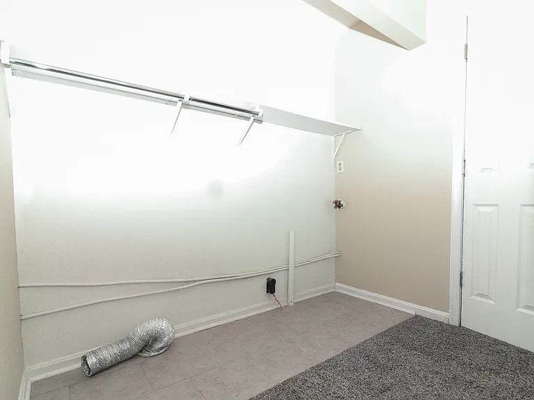 407 Knox Ave — Photo 5