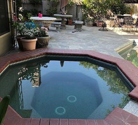 4th image of 5519 Laguna Park Dr