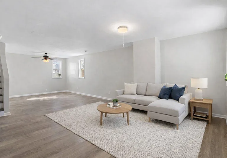 415 Wood St — Photo 2