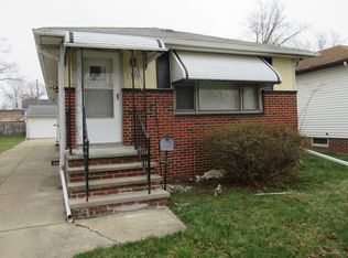 330 Paul St, Bedford, OH 44146