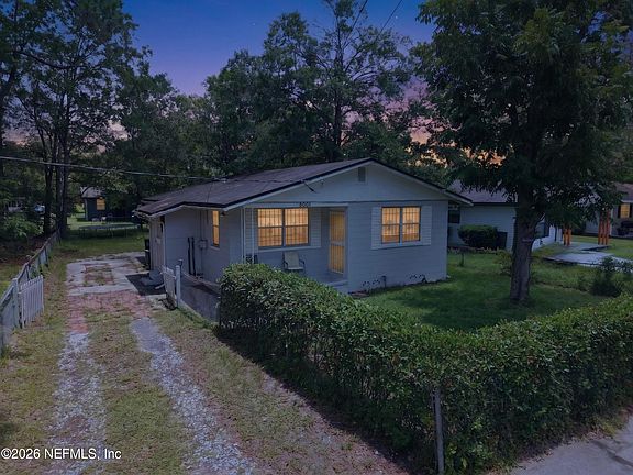 3rd image of 5001 AVENUE B