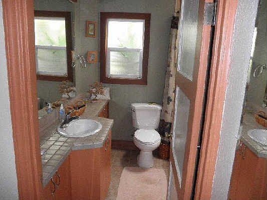 3rd image of 6058 Monterey Ave