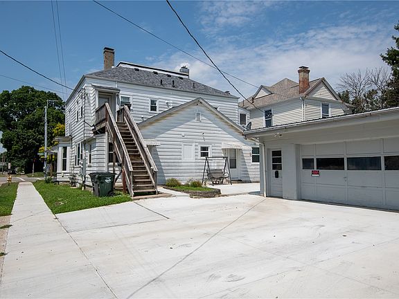 5th image of 433 S Market St