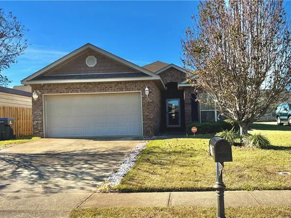 4085 Nottingham Dr, Semmes, AL 36575