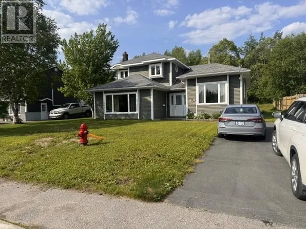 11 Towers Ave, Gander, NL A1V 2L9
