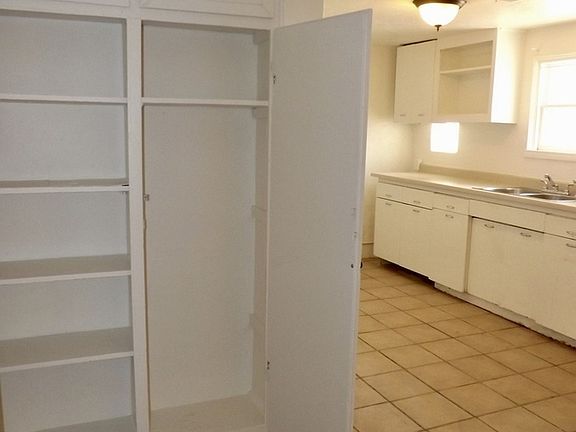 3rd image of 2309 N Elaine Blvd APT C