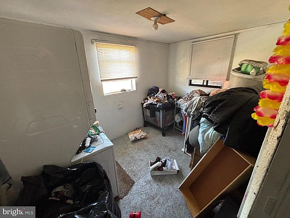 4th image of 26897 William Street Rd