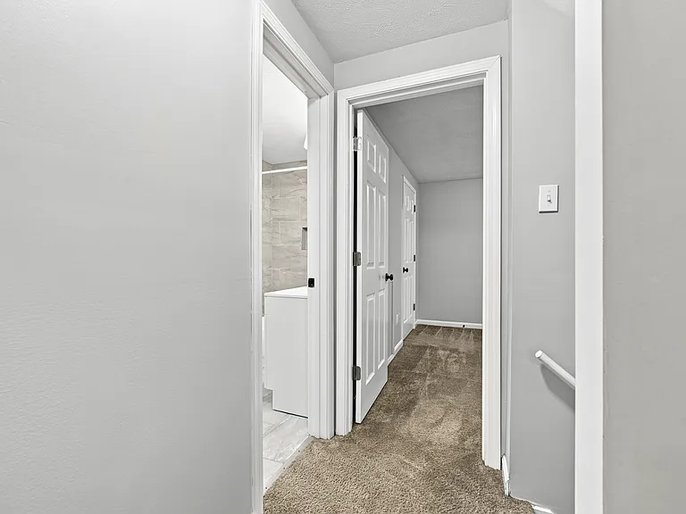 56 Pointview Rd — Photo 18