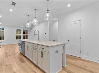 201 New St #1204, Decatur, GA 30030