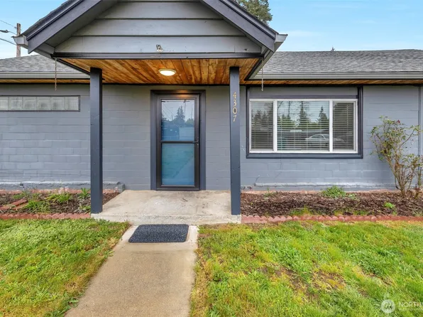 4307 103rd Place NE, Marysville, WA 98271
