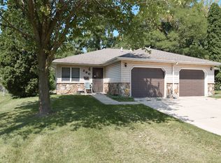 290 N George St, Whitewater, WI 53190