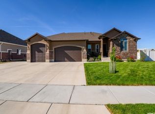 3162 W 650 N, West Pt, UT 84015