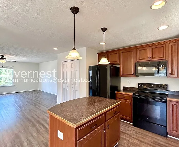 18339 Democracy Ave — Photo 3