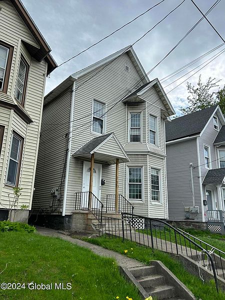2nd image of 750 Eastern ave Avenue