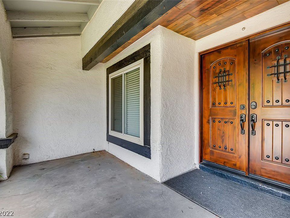 1st image of 6604 Pickford Ln