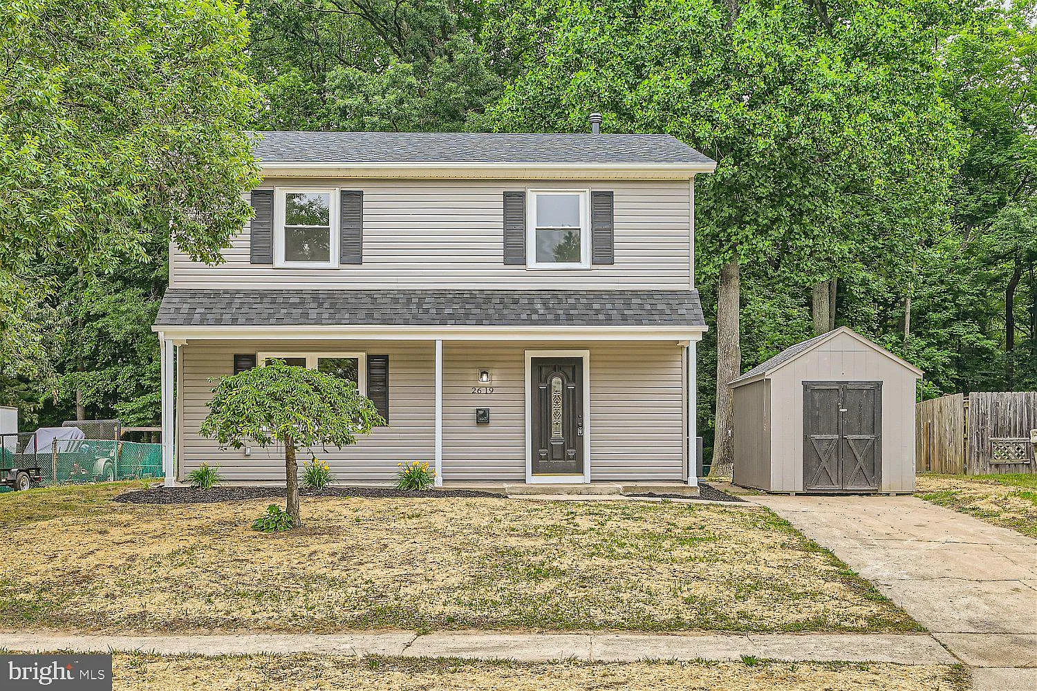 2619 Thornberry Dr photo 1