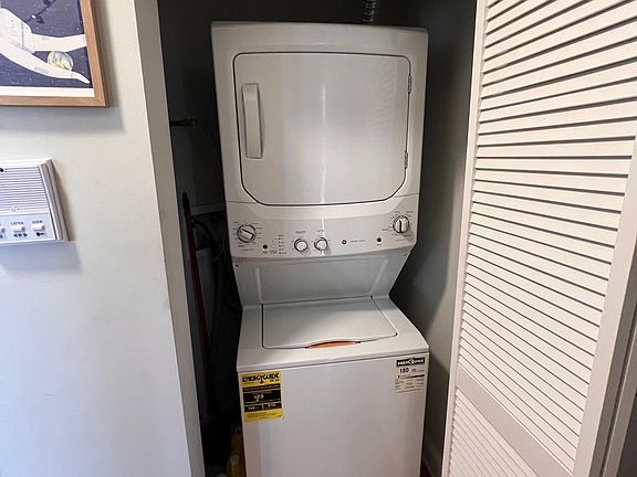 3rd image of 2151 N Central Park Ave APT 2S