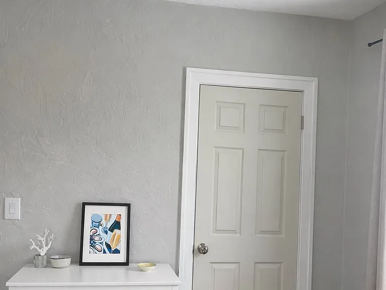 1164 Lonsdale Ave #2 — Photo 10
