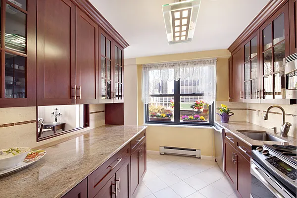 Sold by Stribling | media 7