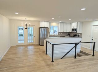 108 Candlestick Cir NE, Mount Vernon, IA 52314