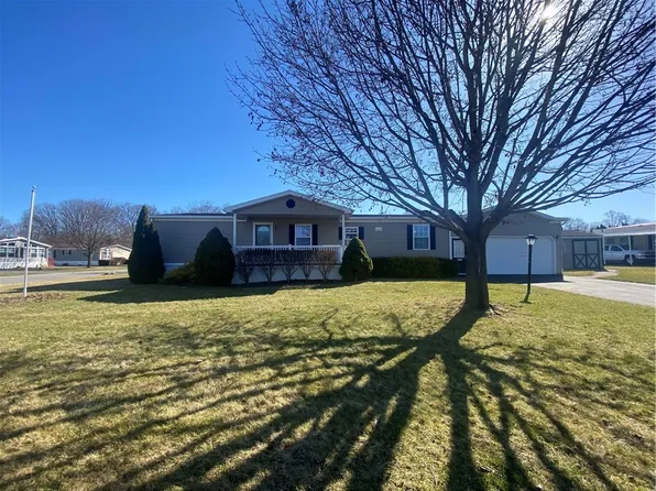 6321 Lambert St, Victor, NY 14564