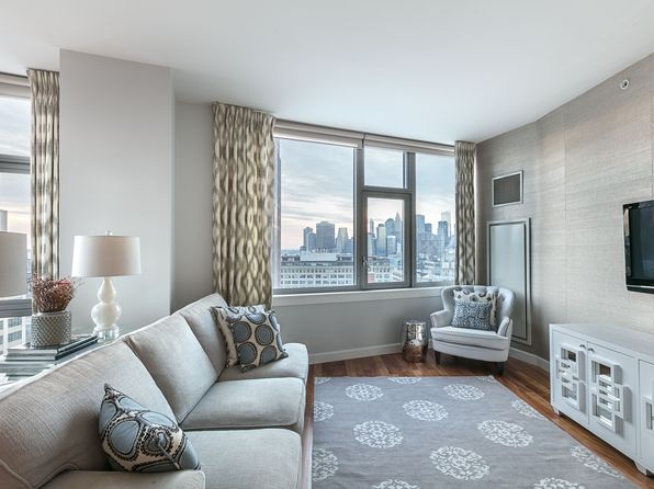 100 Jay St APT 21G