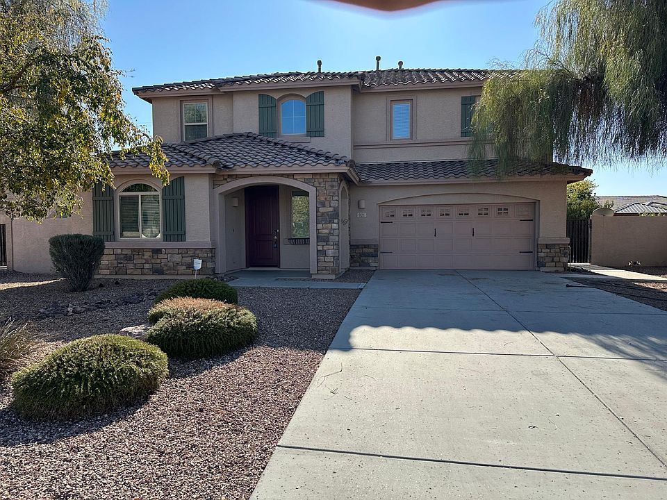 1st image of 921 E Drexel Dr